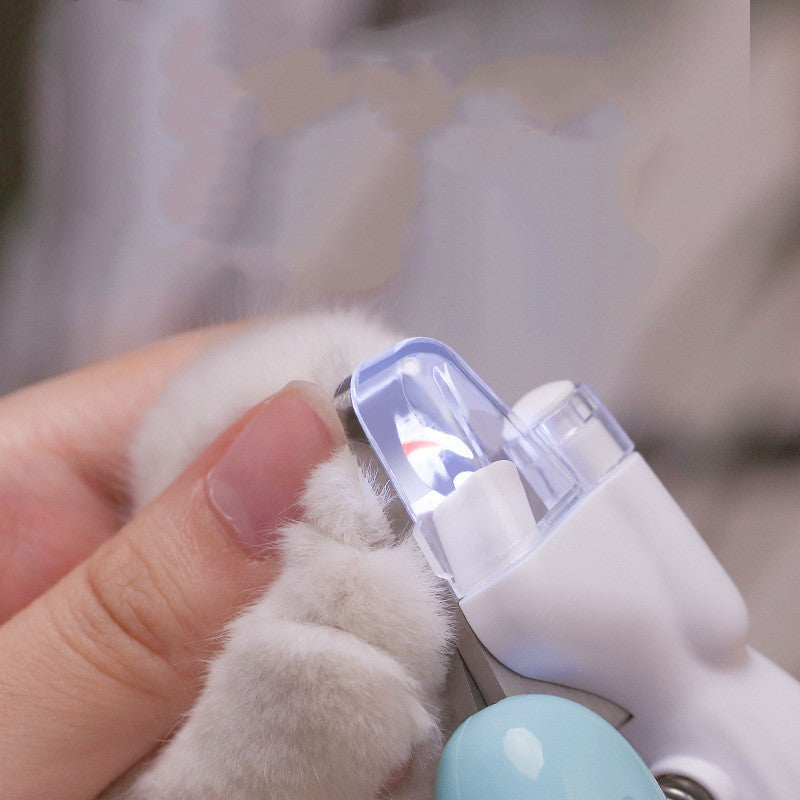 Krallenschere für Katzen und Hundwelpen mit LED, Nagelknipser mit Schutzkappe