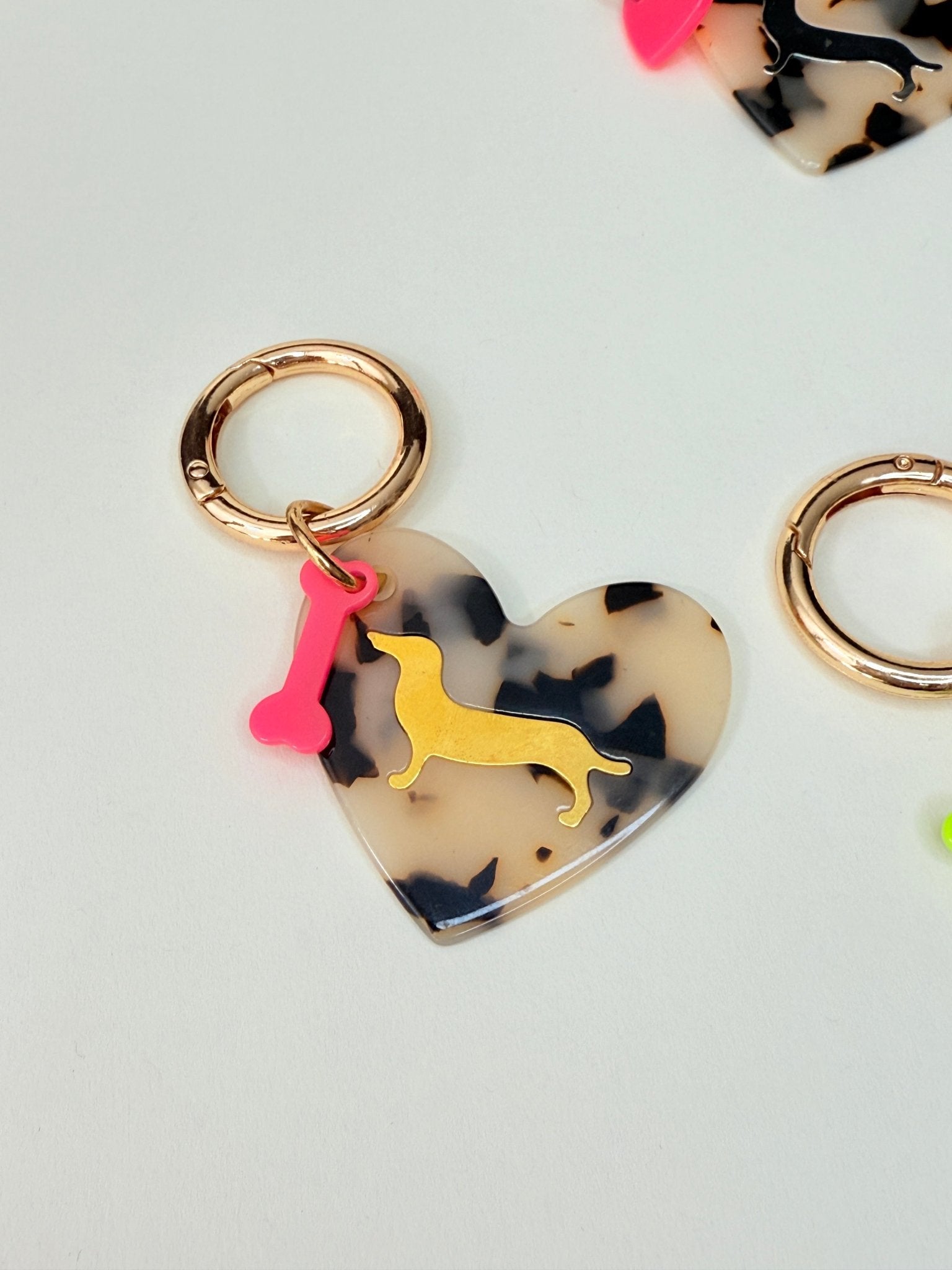 Bag Charm Dackel Herz - Anhänger Dackel Liebe - Lucky Dog Shop